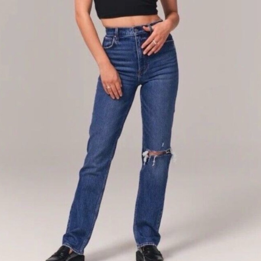 Abercrombie & Fitch 90’s Straight Ultra High Rise